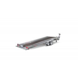 Fahrzeugtransporter mit Seilwinde