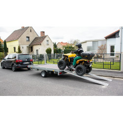 Baumaschinentransporter